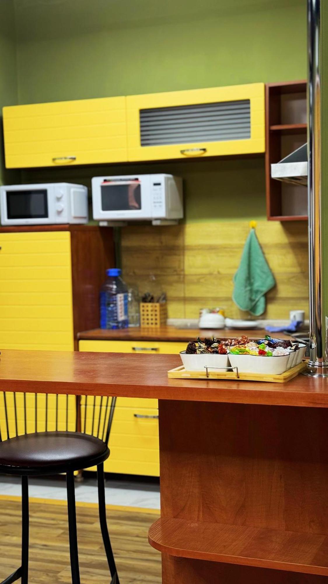 Hostel Kochevnik Capsule Hotel 알마티 외부 사진