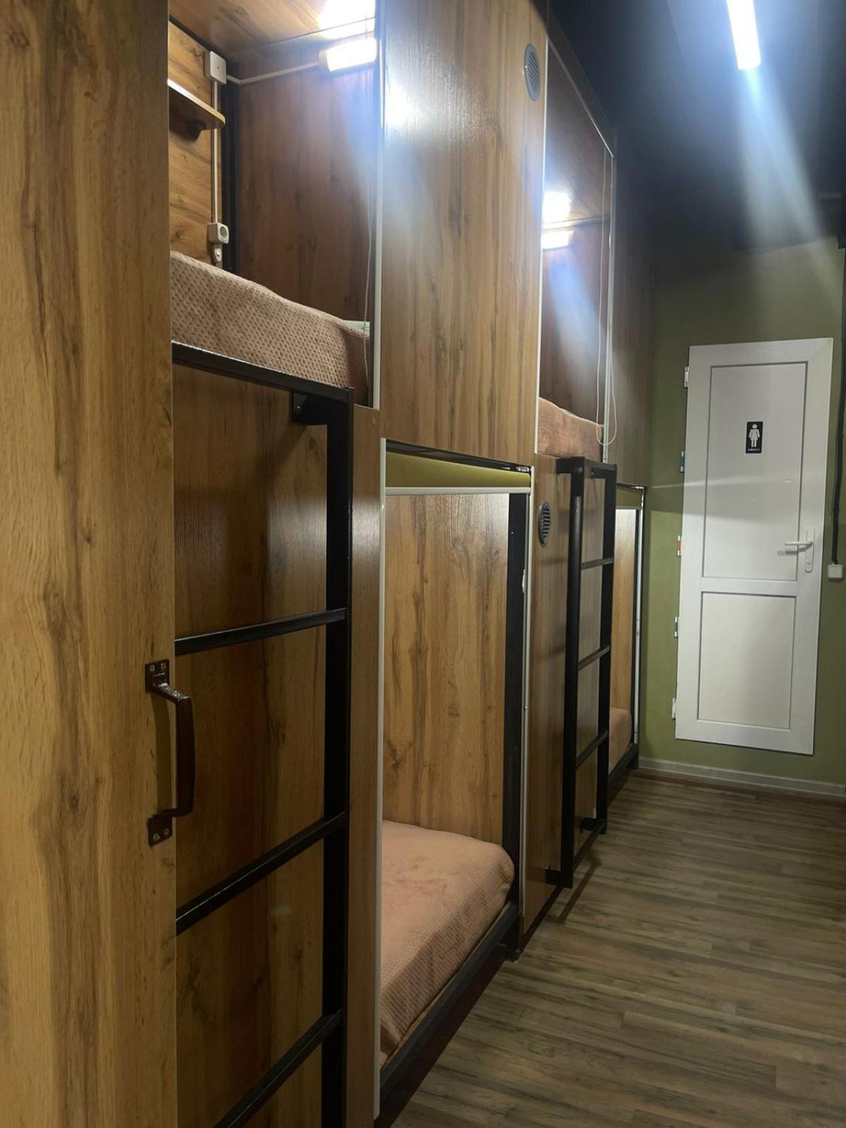 Hostel Kochevnik Capsule Hotel 알마티 외부 사진